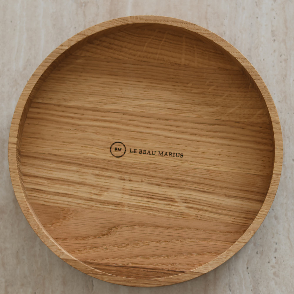 Coupe à fruits en chêne massif Ø 20 cm gravée Le Beau Marius, vue de dessus